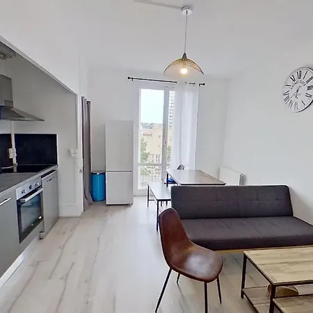 F4 - La Maison De M Goeland - 4e Etage *